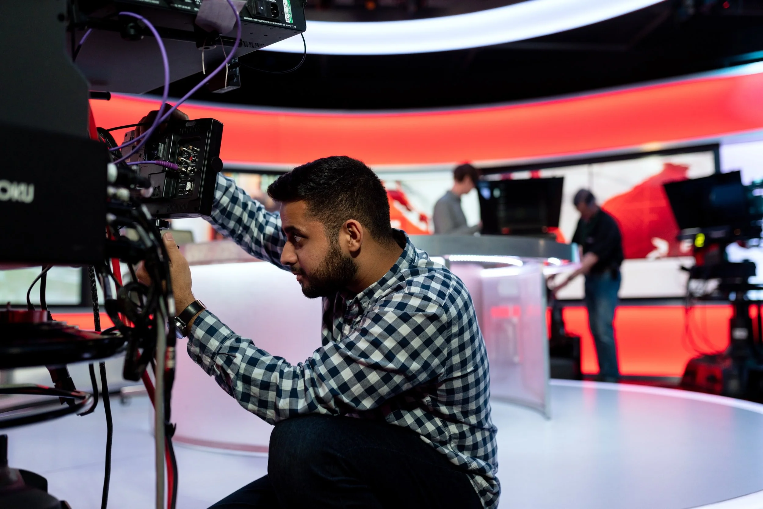 Writing Compelling Leads for Broadcast News