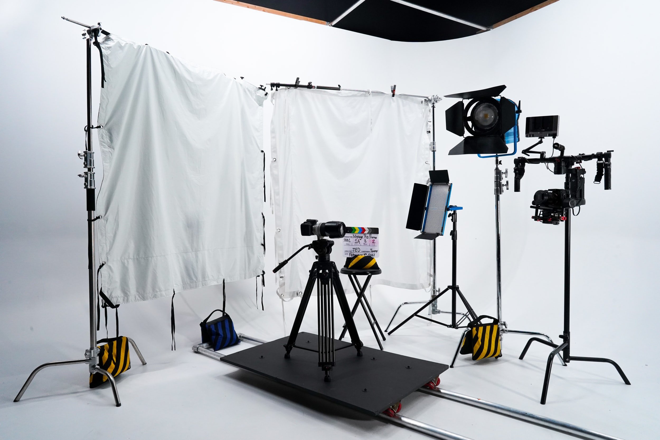 9 Basic Camera Moves